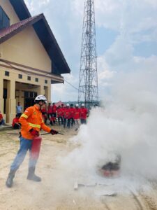 PAMA ABKL Latih 5 Desa di Kukar Jadi Tim Relawan Tanggap Bencana Kebakaran