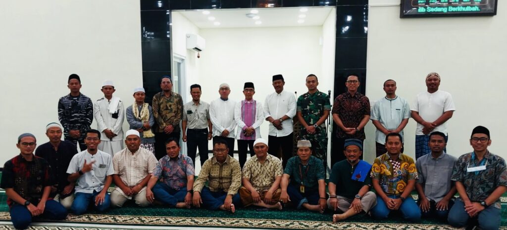 Bupati Ardiansyah Sulaiman tausiyah di Masjid Baitussalam PT Indexim Coalindo
