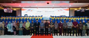 Bupati Ardiansyah Sulaiman saat menghadiri Haflah Akhirussunah Siswa SDIT 2 Darussalaam Sangatta.