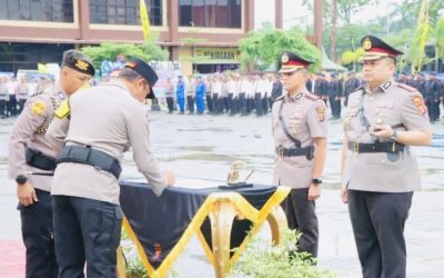 Kapolda Kaltim Nanang Pimpin Upacara Sertijab Kapolresta Samarinda, Dari Ary Fadli ke Hendri Umar