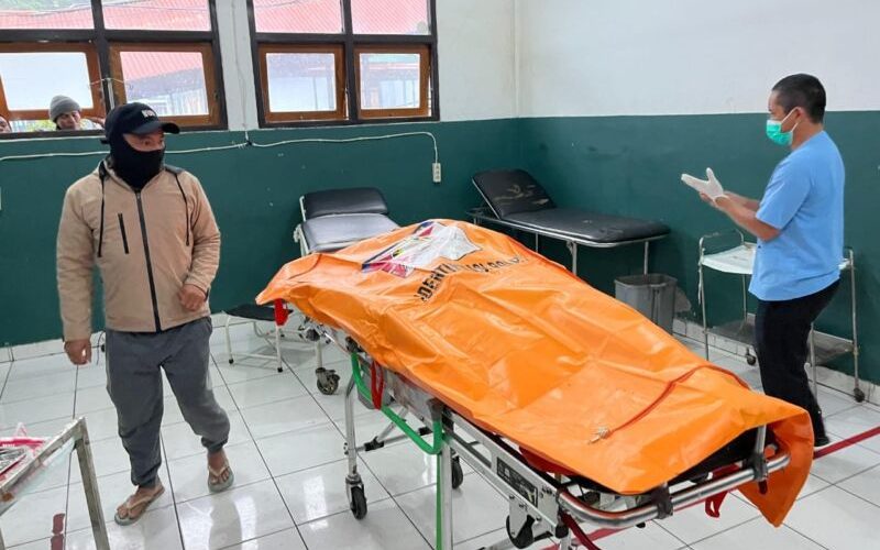 KKB Papua Bacok Warga Hingga Tewas, Jenazah Syafaruddin Berhasil Dievakuasi dari Dalam Jurang