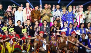Wakil Ketua DPRD Kaltim Ekti Imanuel Hadiri Closing Ceremony EBIFF 2025