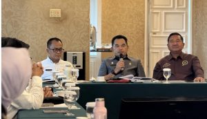 Banggar DPRD Rapat Bersama TAPD, Fokus Sinkronisasi Data dan Pertanggungjawaban APBD-2024 Kaltim