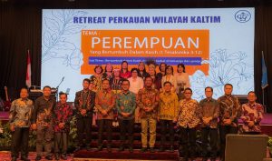 Ekti Imanuel Hadiri Pembukaan Ibadah Bersama Biro Pelayanan Perempuan GKII Wilayah Kaltim