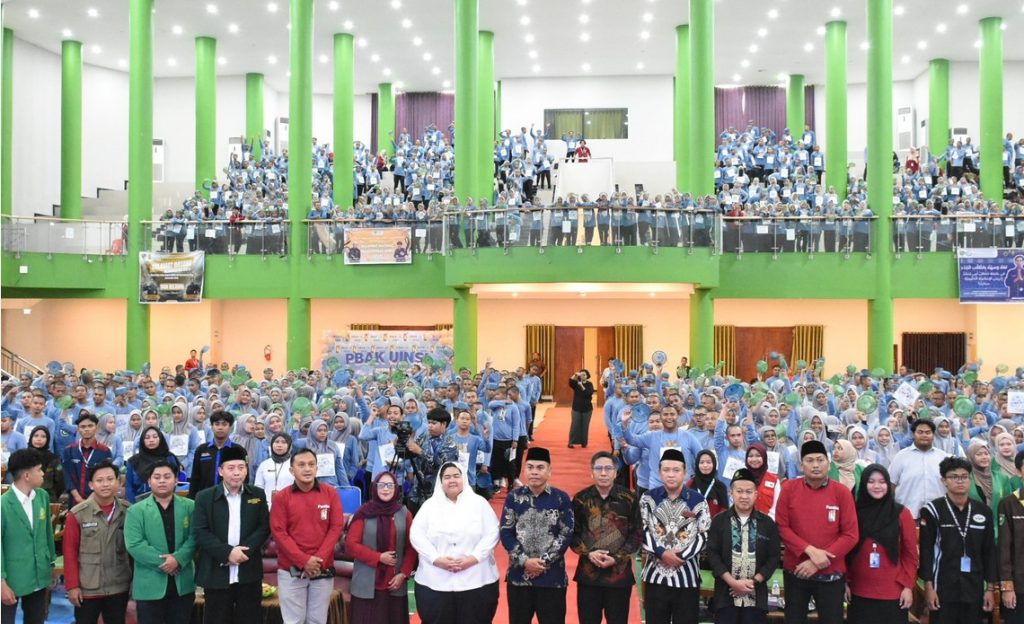 Ananda Emira Moeis Hadiri PBAK UINSI 2025, Ajak Mahasiswa Jadi Agen Perubahan Indonesia