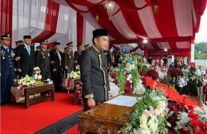 Peringatan HUT-RI ke-80 Ketua DPRD Kaltim Bacakan Teks Proklamasi, Teguhkan Semangat Kebangsaan, Perkuat Komitmen Pembangunan
