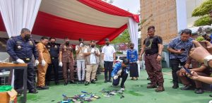 70 Ribu Batang Rokok Ilegal dan Narkotika dari 60 Perkara di Musnahkan Kejari Samarinda