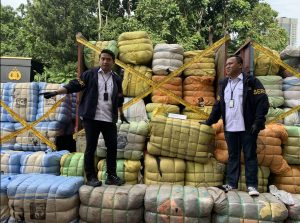 Polisi Buru Pemasok Pakaian Bekas Ilegal Senilai Rp4 Miliar dari Korsel-Cina-Jepang