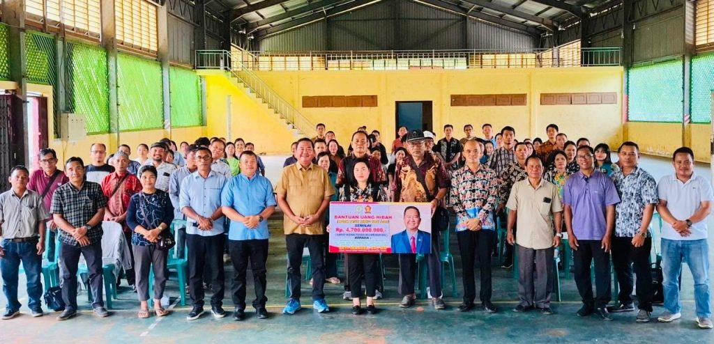 Hibah Tempat Ibadah Ekti Imanuel Berlanjut di Kubar, Senilai Rp3,5 Miliar untuk 26 Lokasi