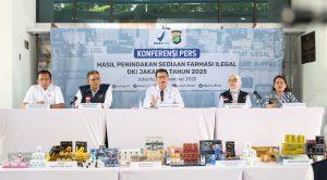 BPOM-Polisi Gerebek Gudang Farmasi Ilegal, Sita Barang Senilai Rp2,74 Miliar