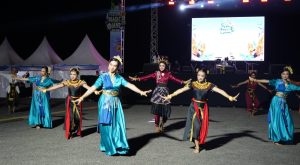 Bupati Buka Festival Magic Land Kutim 2025, Panggung Budaya Kuatkan Identitas Daerah
