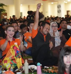 Harum Panen Doa Terbaik di Nobar Pertandingan Borneo FC